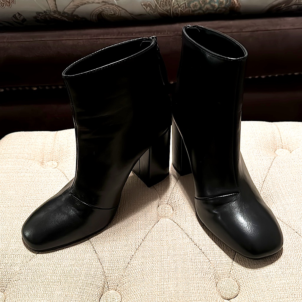 Blk Booties